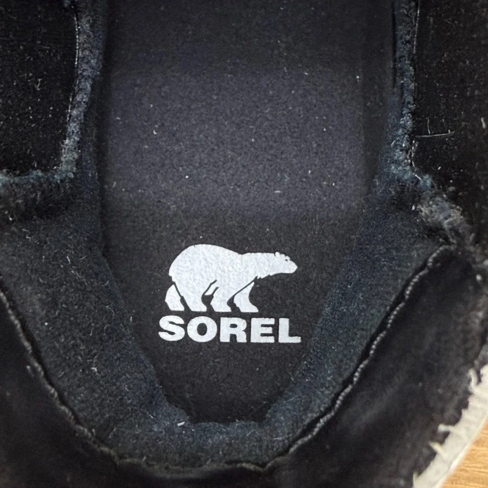 Sorel‎ Lennox Lug Sole Chelsea Boots 9.5 White Leather Pull On Casual Waterproof